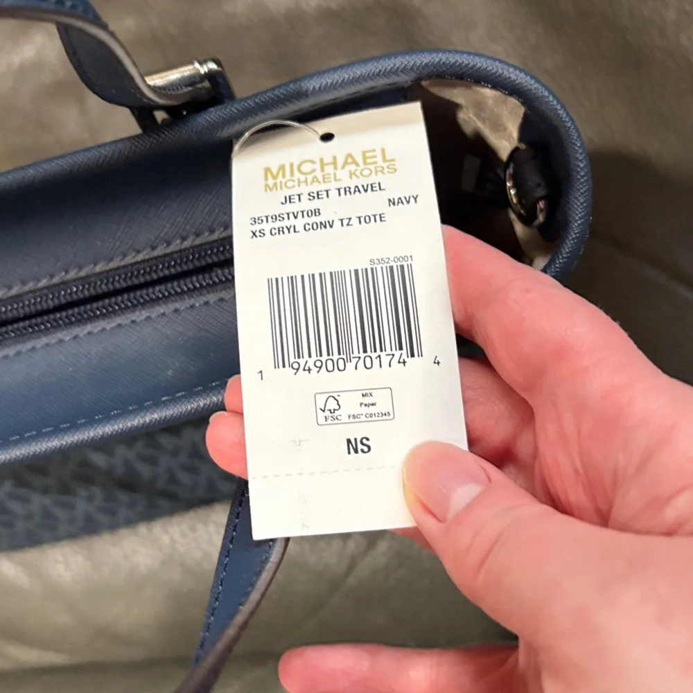 Michael kors jet set travel navy tote